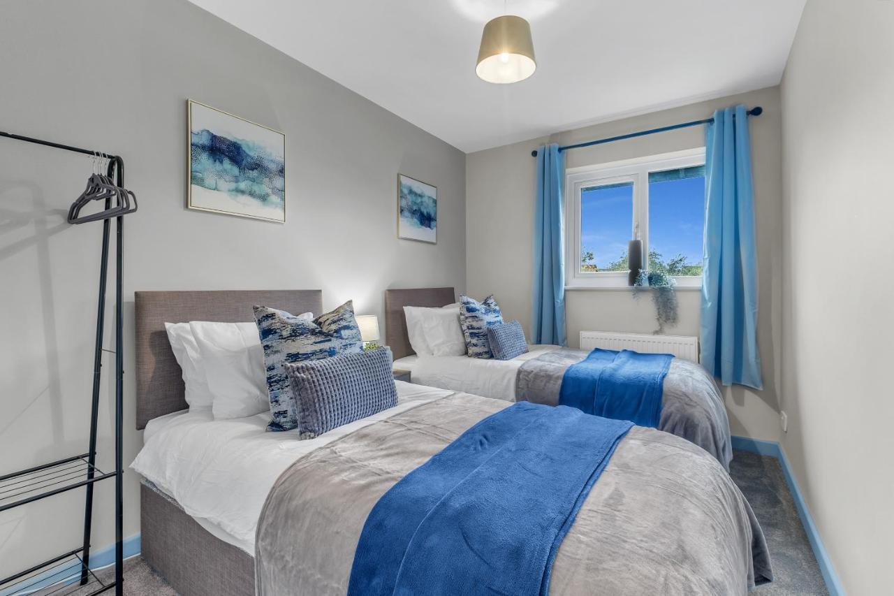 Mk 2-Bedroom Contractor'S Gem, 5 Beds, Sleeps 6, Free Parking Milton Keynes Exterior foto