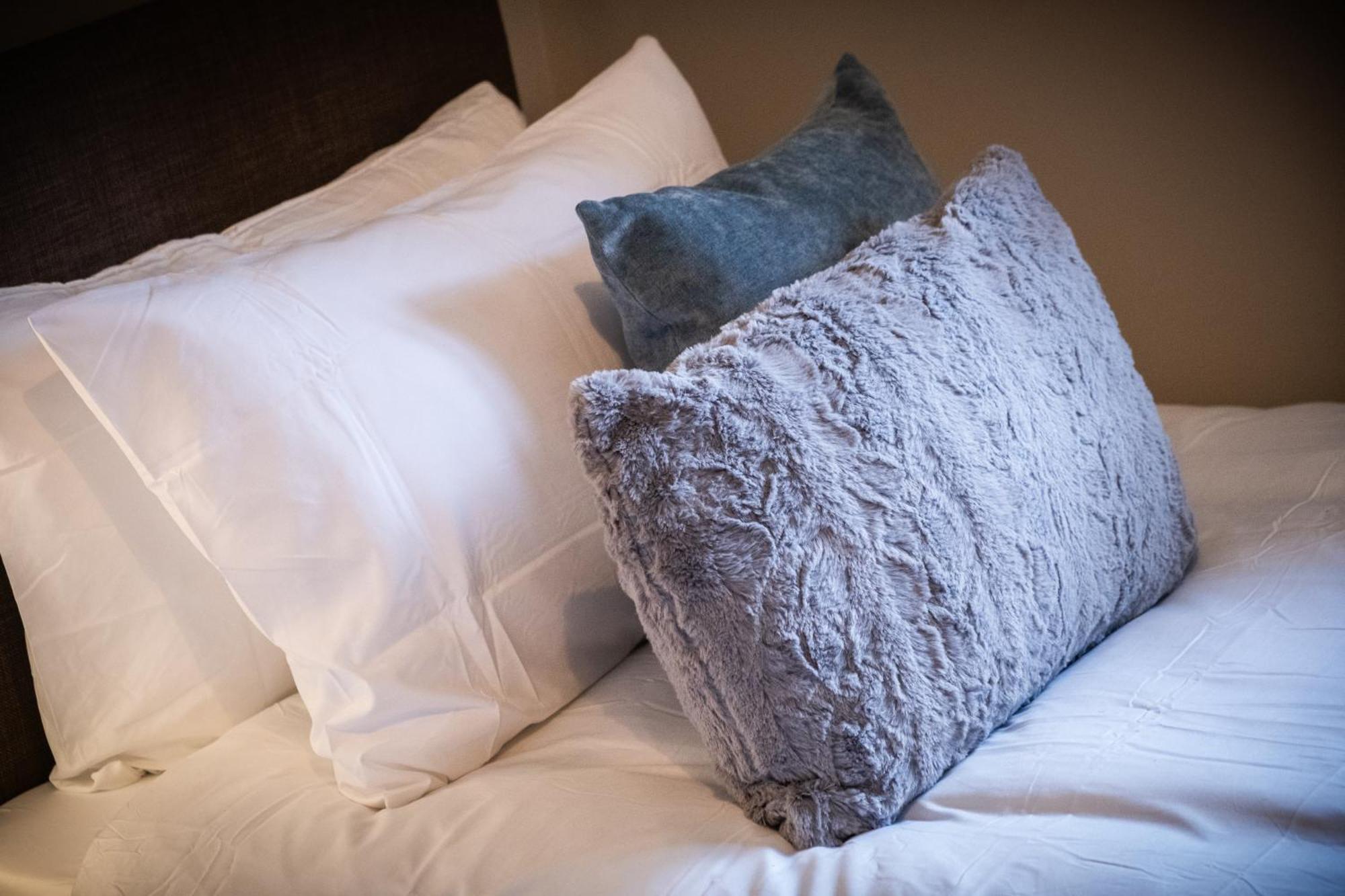 Mk 2-Bedroom Contractor'S Gem, 5 Beds, Sleeps 6, Free Parking Milton Keynes Exterior foto
