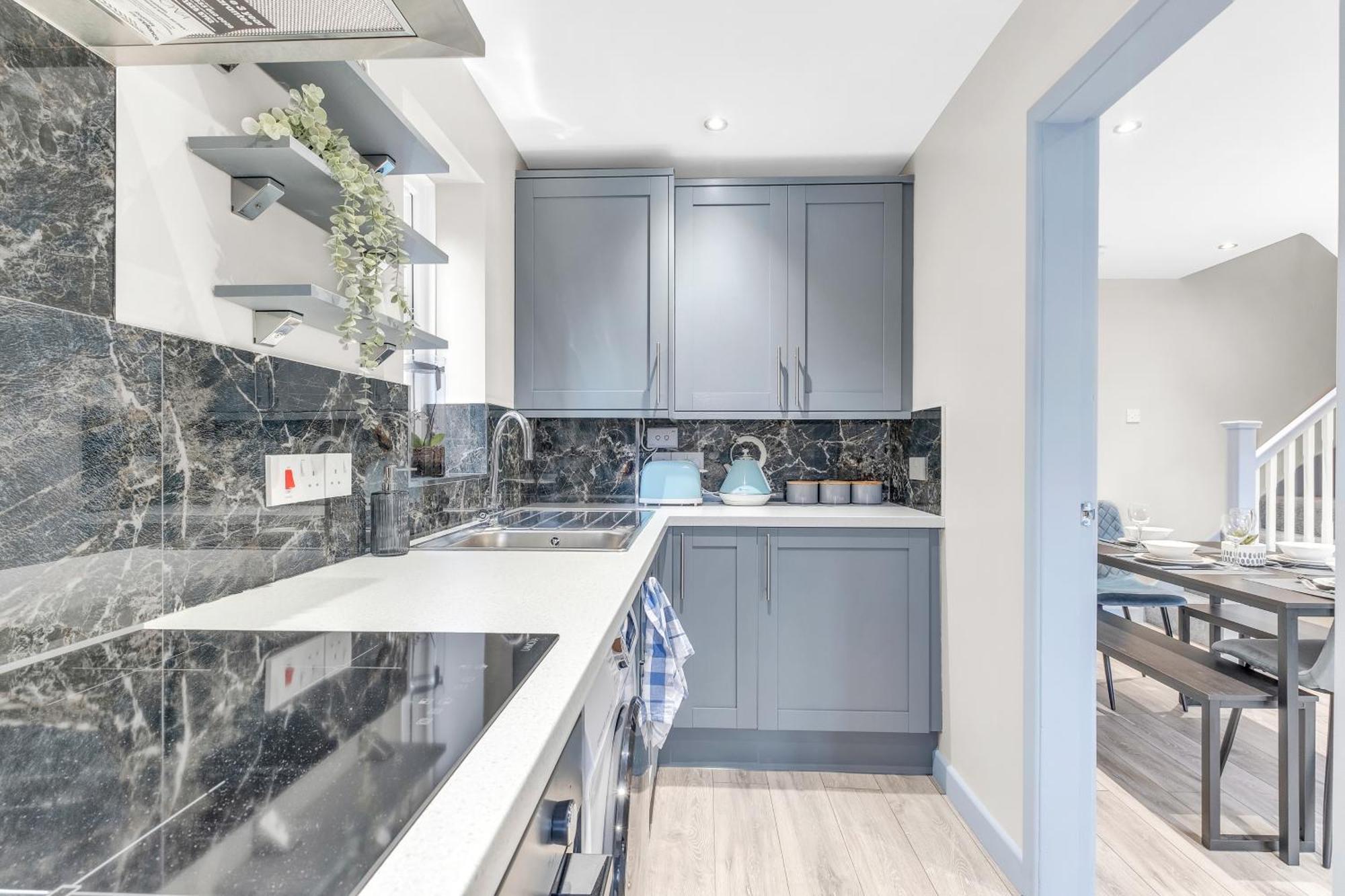 Mk 2-Bedroom Contractor'S Gem, 5 Beds, Sleeps 6, Free Parking Milton Keynes Exterior foto