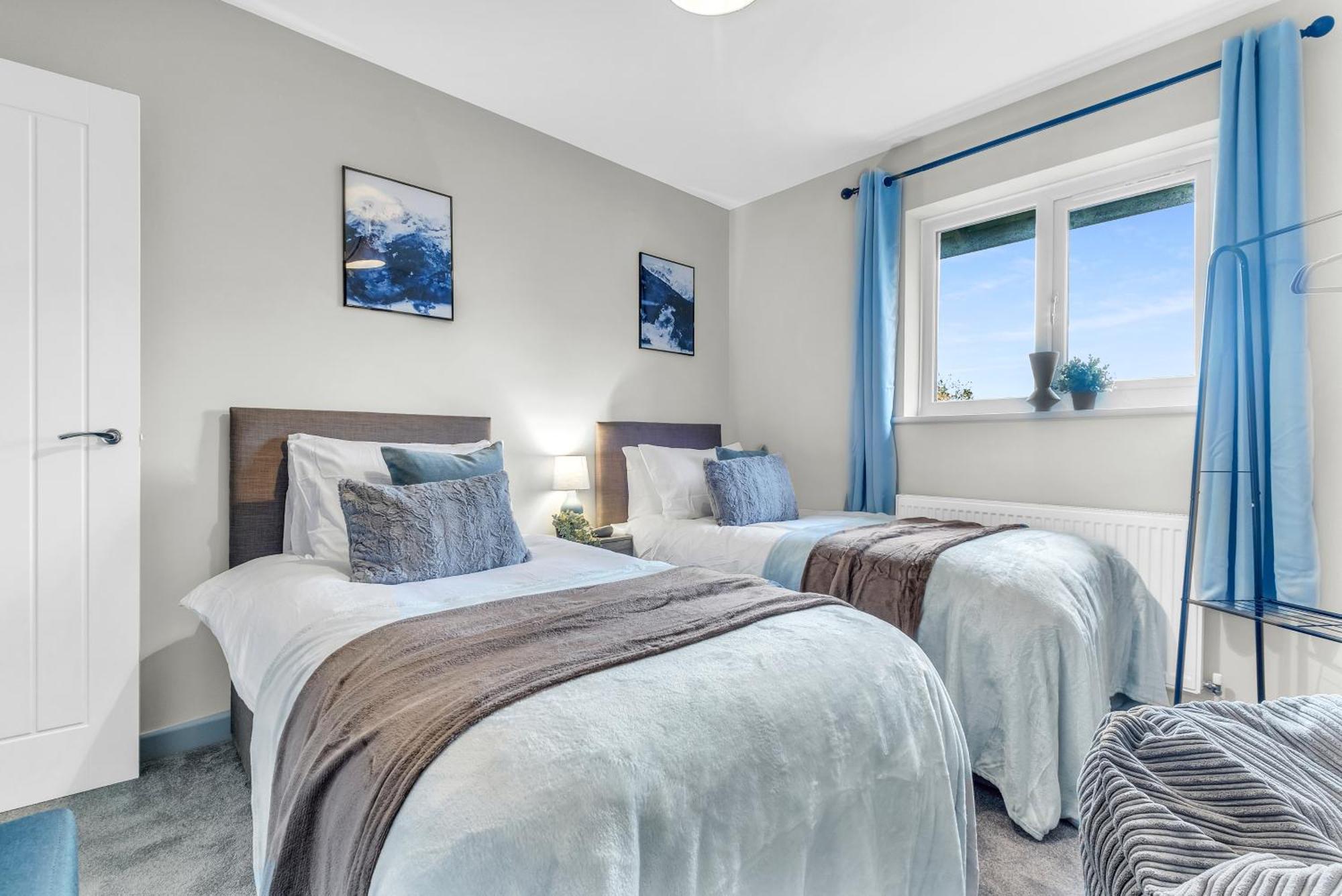 Mk 2-Bedroom Contractor'S Gem, 5 Beds, Sleeps 6, Free Parking Milton Keynes Exterior foto