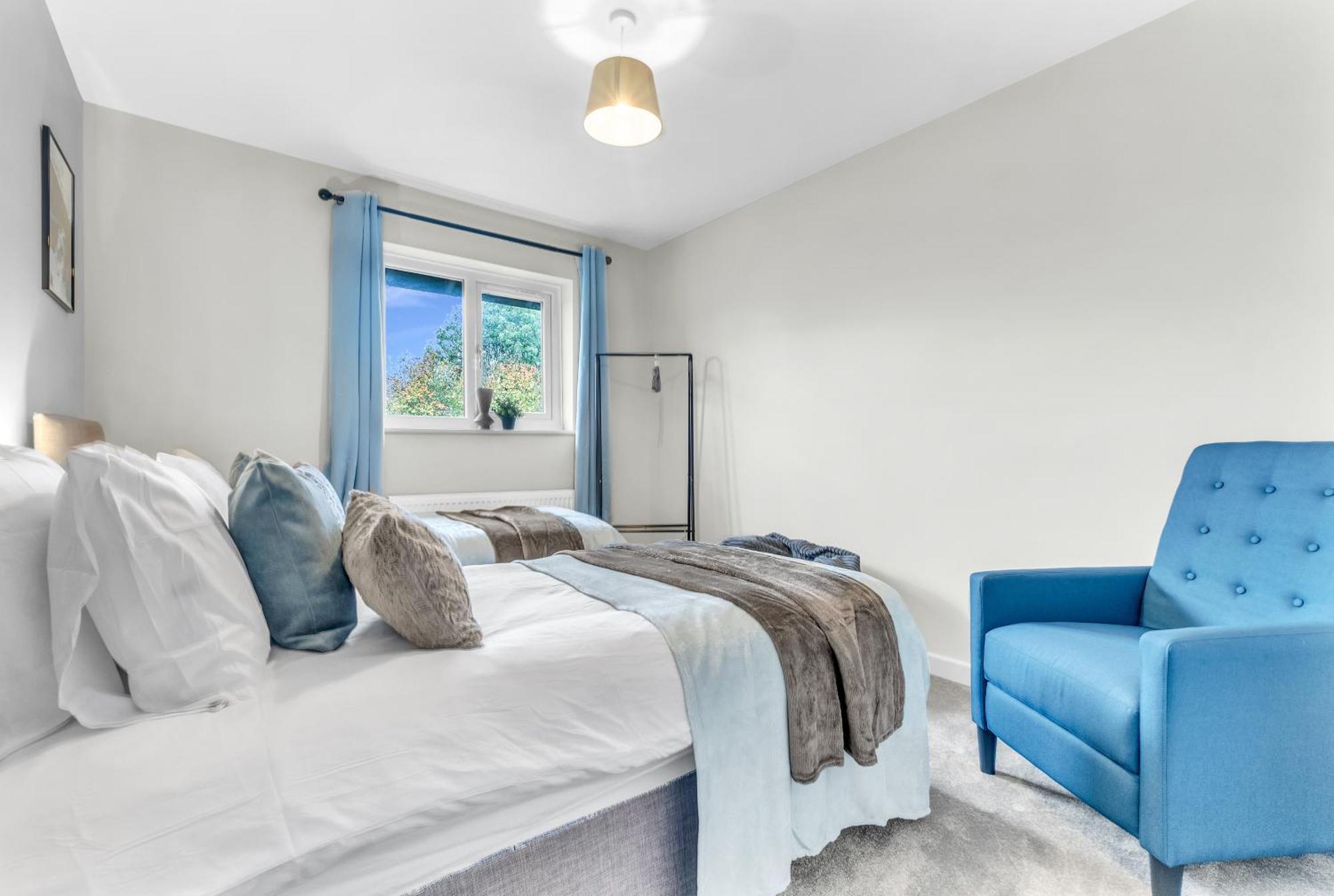 Mk 2-Bedroom Contractor'S Gem, 5 Beds, Sleeps 6, Free Parking Milton Keynes Exterior foto