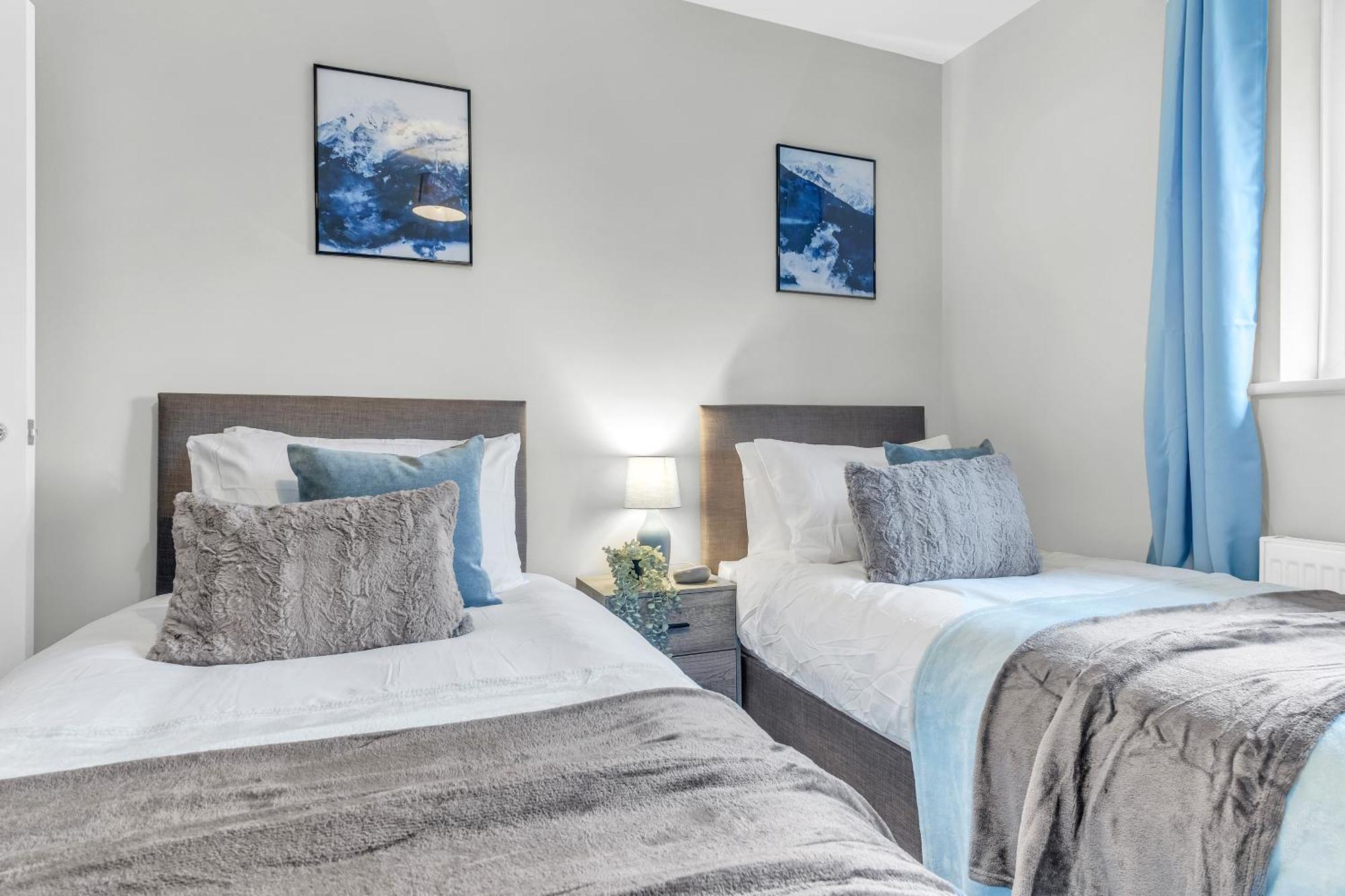 Mk 2-Bedroom Contractor'S Gem, 5 Beds, Sleeps 6, Free Parking Milton Keynes Exterior foto
